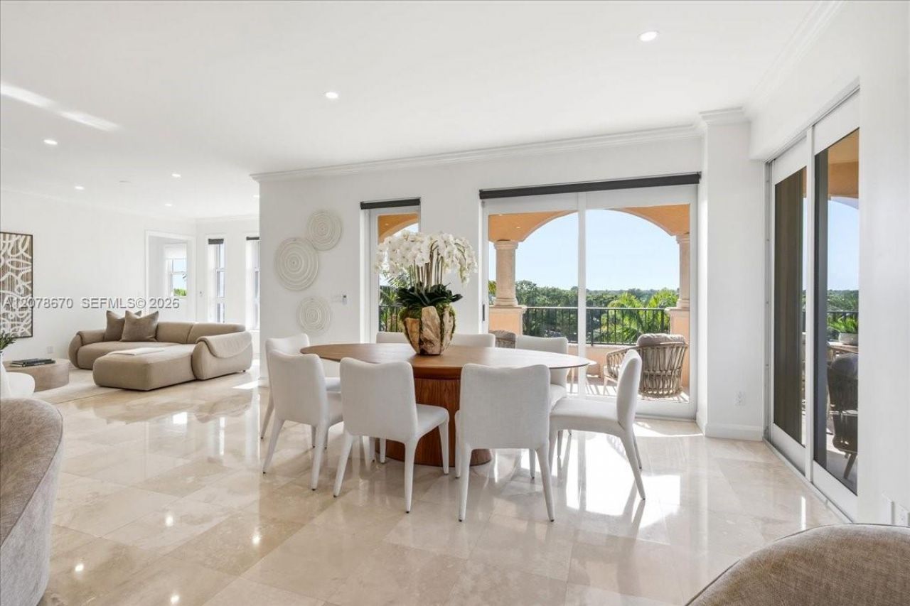 13633 Deering Bay Dr , Unit 256, Coral Gables, FL 33158 Photo