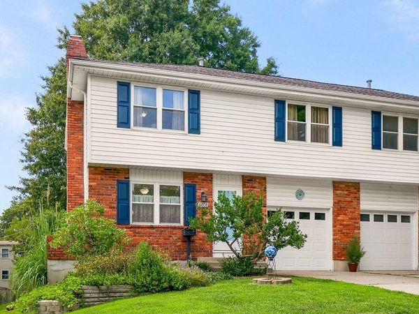 6808 N Askew Avenue, Gladstone, MO 64119