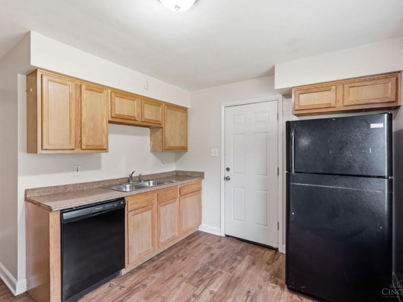 1694 Ashbrook Drive, Cincinnati, OH 45238 Photo 5