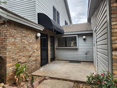 1425 Palmnold Circle W, Fort Worth, TX 76120