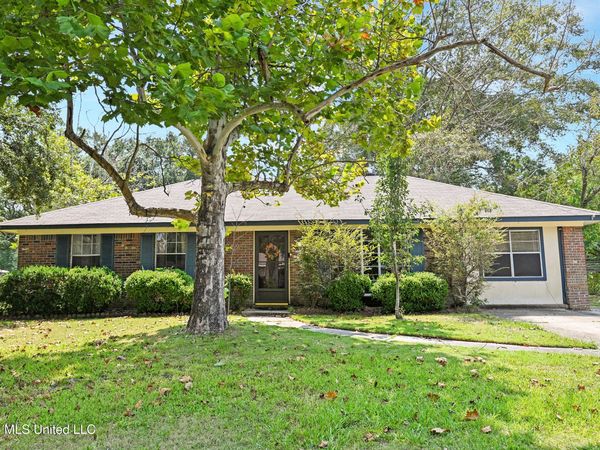 5006 Little John Street, Pascagoula, MS 39581