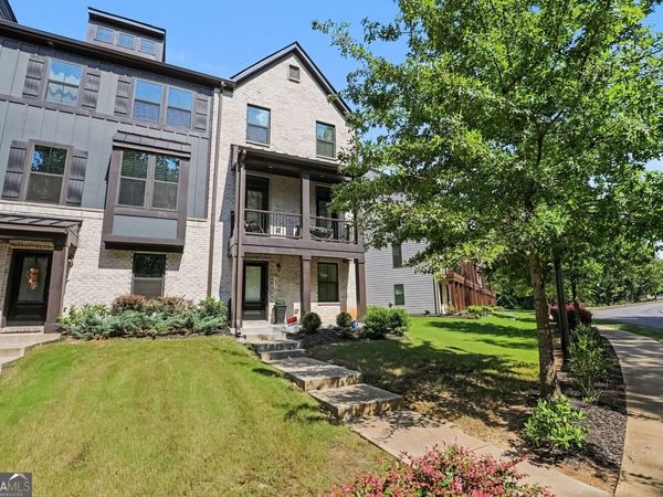 165 Climbing Ivy Circle, Fayetteville, GA 30214