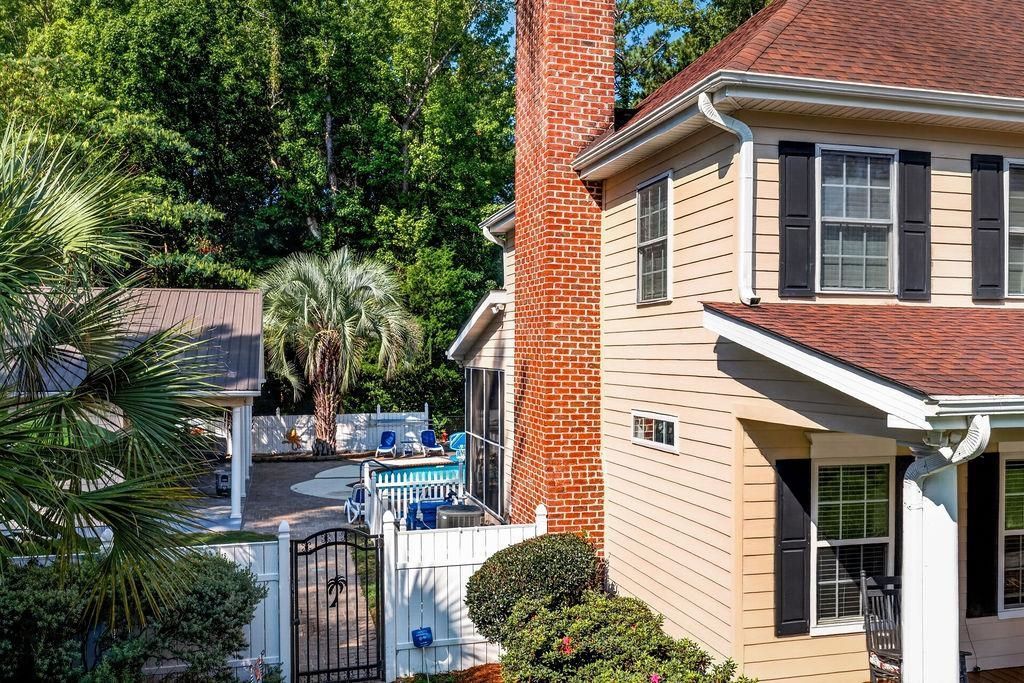 810 River Oaks Circle Photo 11