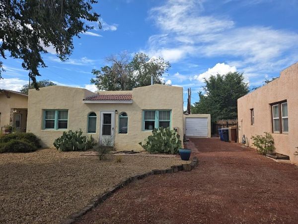 2909 Campus Boulevard NE, Albuquerque, NM 87106