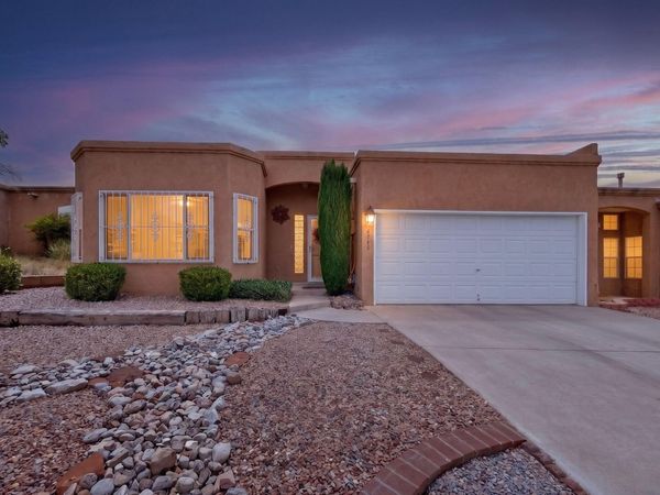 6740 Kelly Ann Road NE, Albuquerque, NM 87109