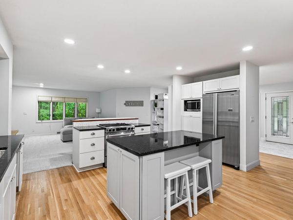 12515 Sunset Trail N, Plymouth, MN 55441