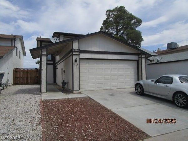 6800 Accent Court , Las Vegas, NV 89108