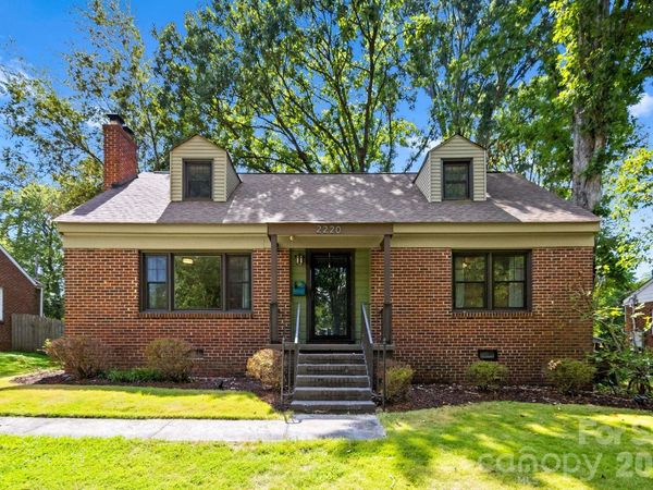 2220 Arnold Drive, Charlotte, NC 28205
