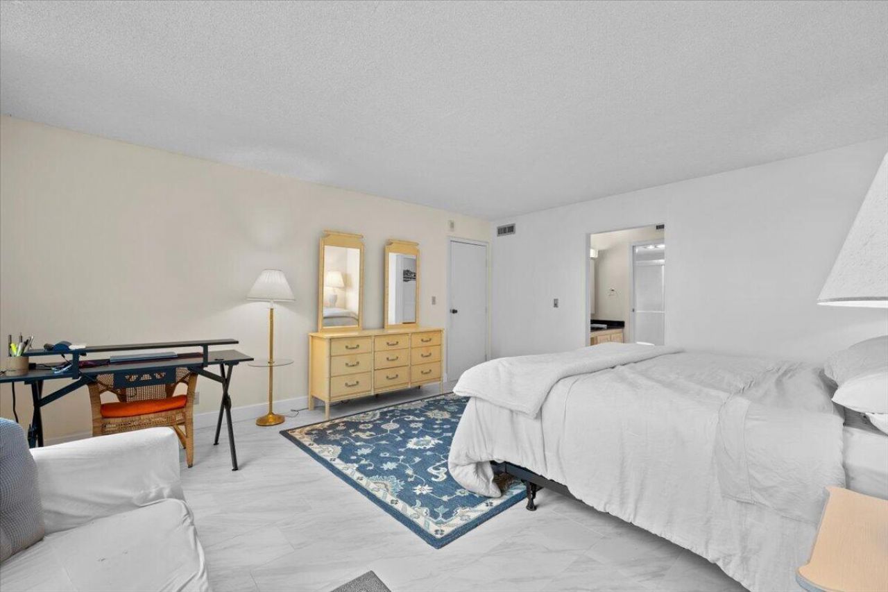 5440 N Ocean Drive, Unit 706, Singer Island, FL 33404 Photo