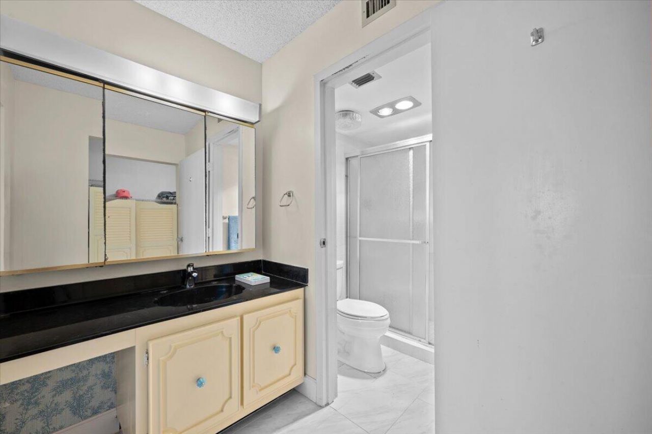 5440 N Ocean Drive, Unit 706, Singer Island, FL 33404 Photo