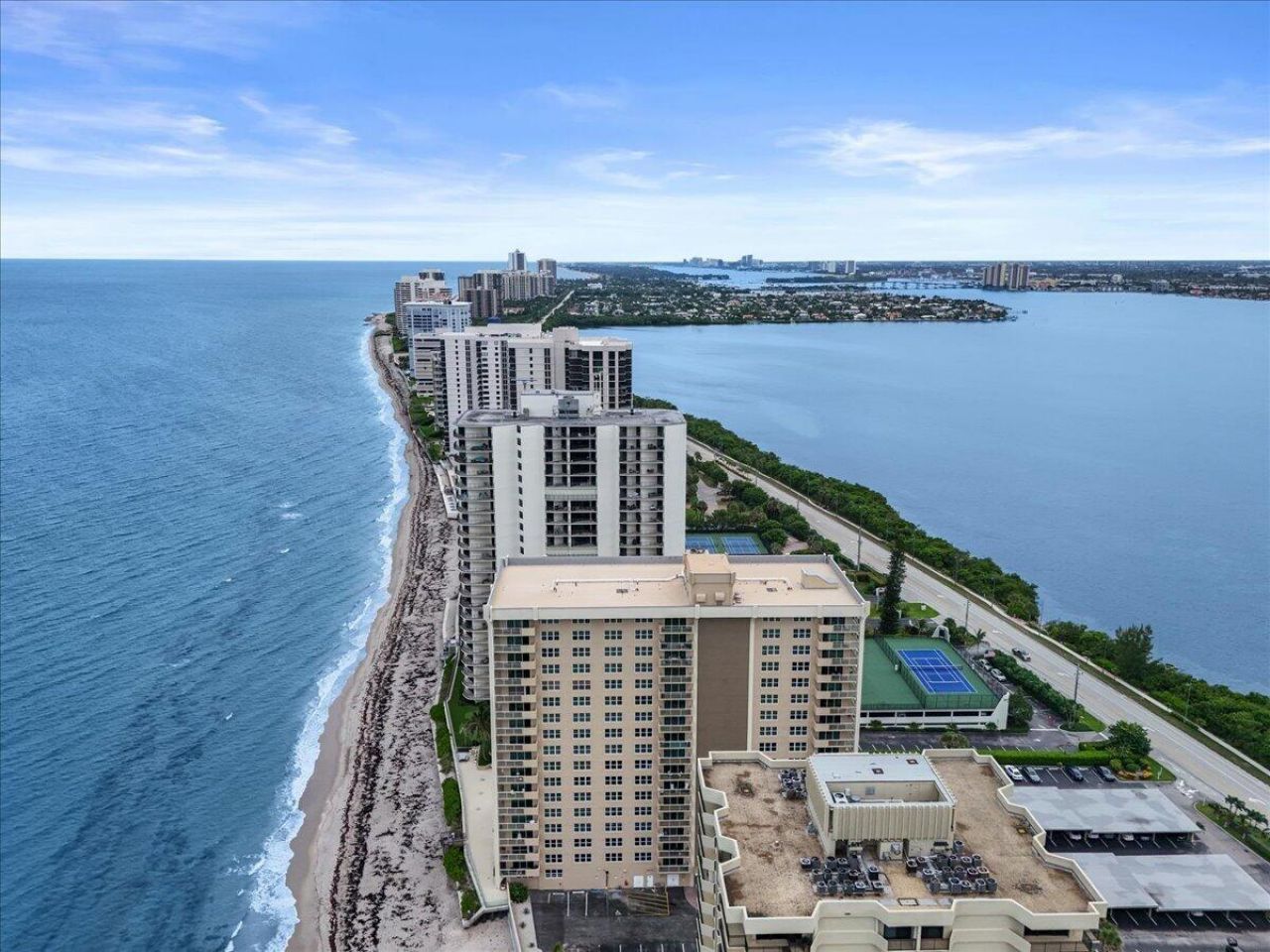 5440 N Ocean Drive, Unit 706, Singer Island, FL 33404 Photo