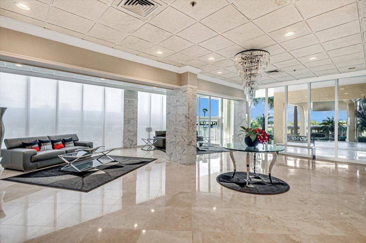 5440 N Ocean Drive, Unit 706, Singer Island, FL 33404 Photo