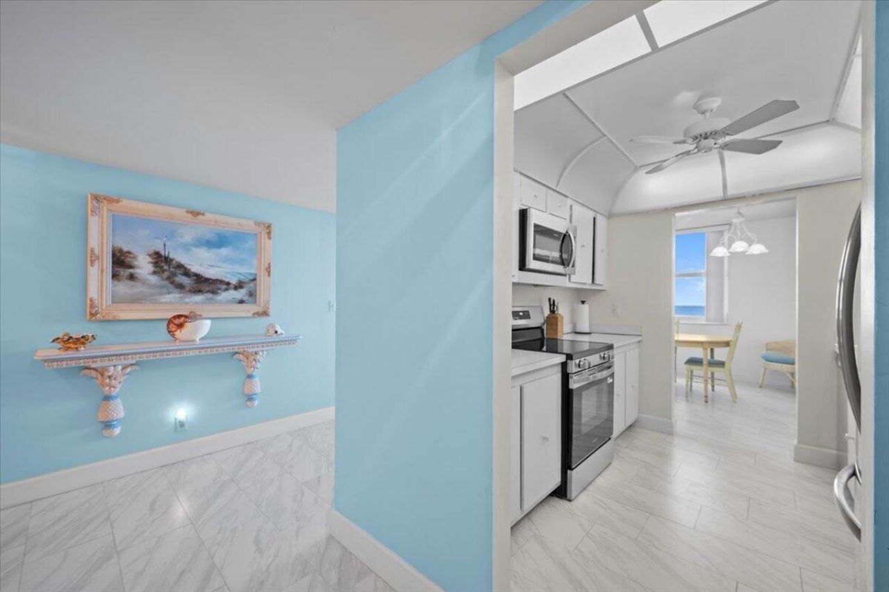 5440 N Ocean Drive, Unit 706, Singer Island, FL 33404 Photo