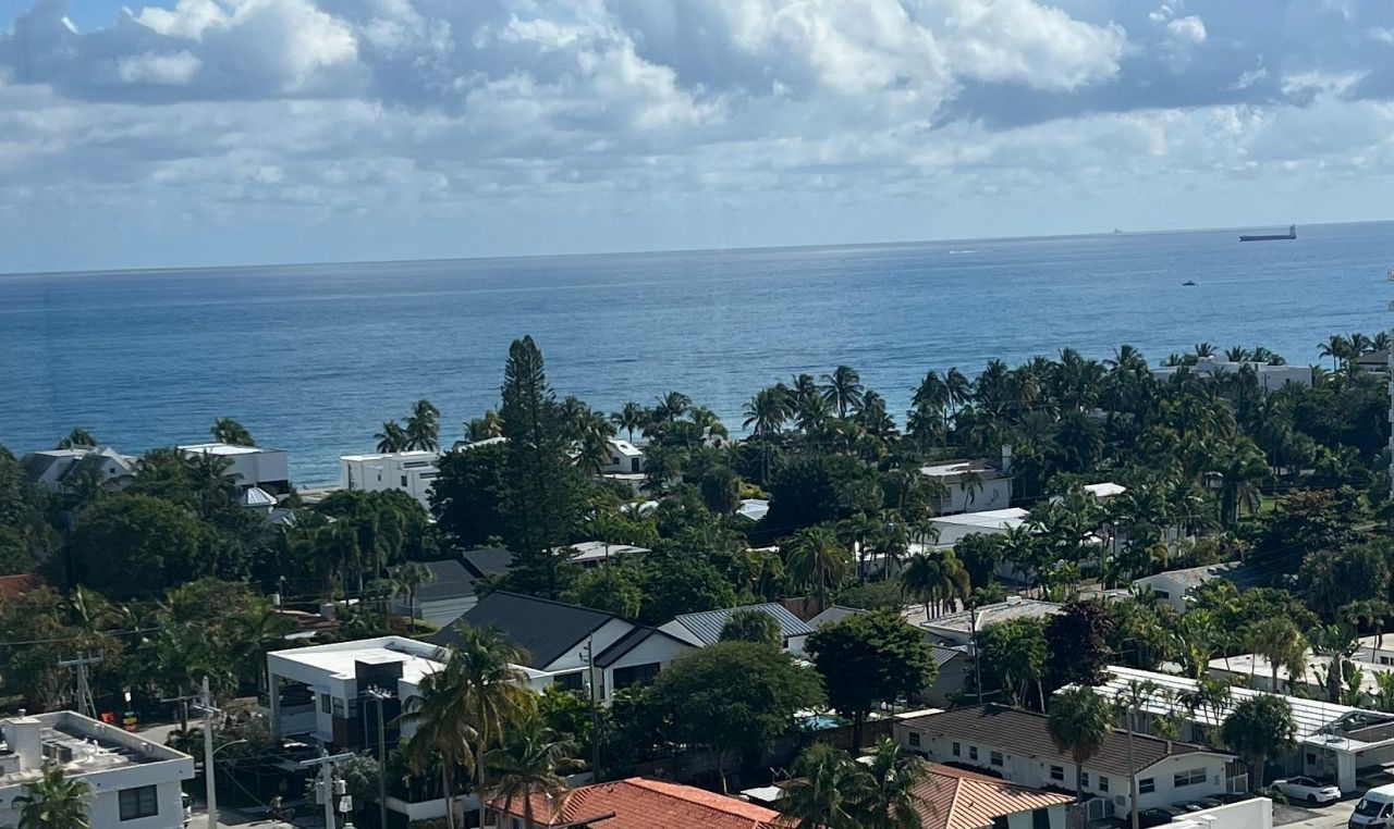 3015 N Ocean Boulevard, Unit 14K, Fort Lauderdale, FL 33308 Photo