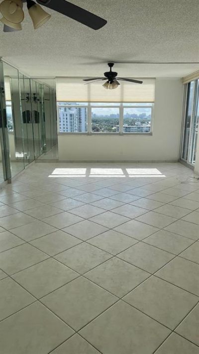 3015 N Ocean Boulevard, Unit 14K, Fort Lauderdale, FL 33308 Photo