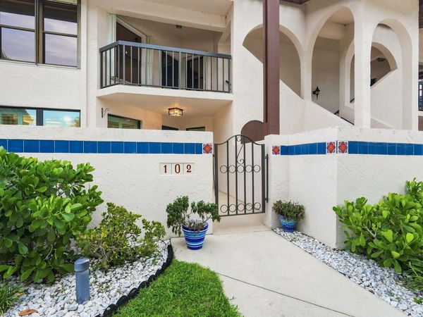 3410 SE MARTINIQUE Trace, Unit 102, Stuart, FL 34997