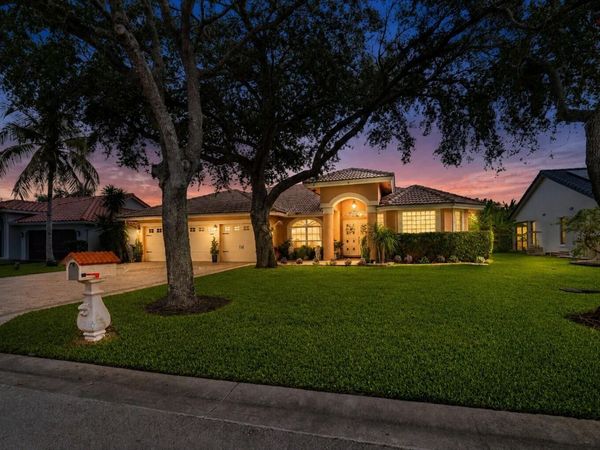 4477 NW 89th Way, Coral Springs, FL 33065