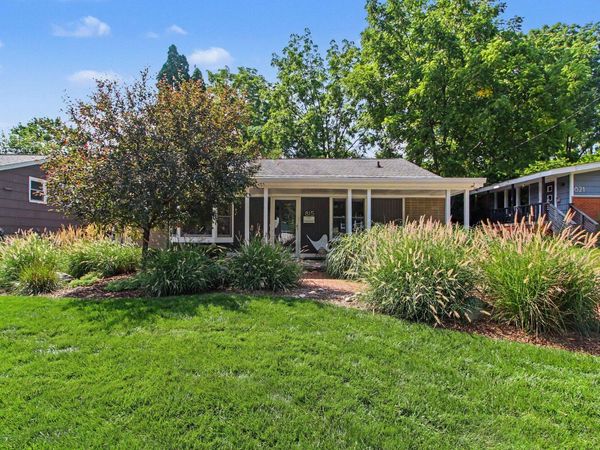 815 Sunrise Court, Ann Arbor, MI 48103