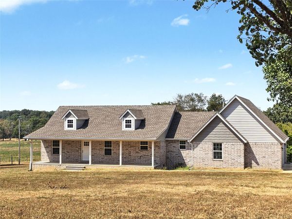 16068 W Jones Road , Tahlequah, OK 74464