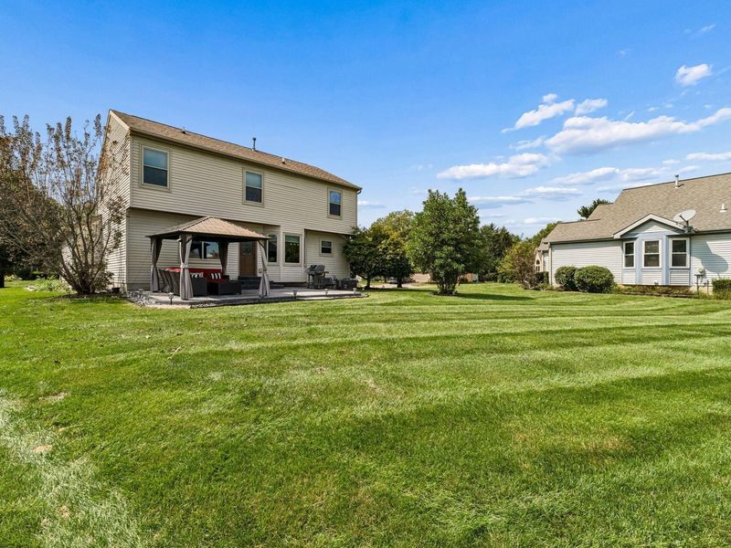 6718 Braeswick Court, Canal Winchester, OH 43110 Photo 8