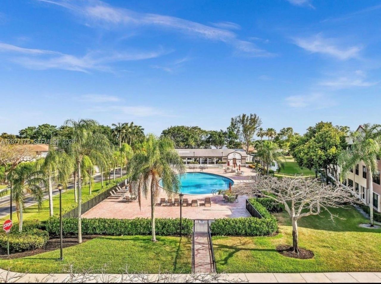 10847 W Clairmont Cir, Unit 302, Tamarac, FL 33321 Photo