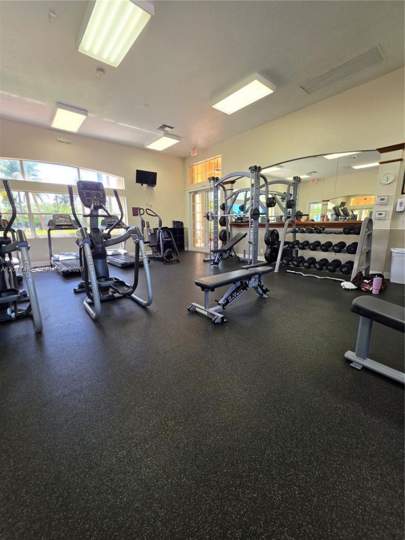 1010 SW 191st Ter , Pembroke Pines, FL 33029 Photo