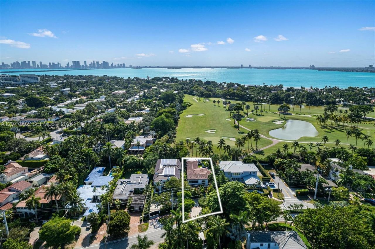 5170 La Gorce Dr, Miami Beach, FL 33140 Photo