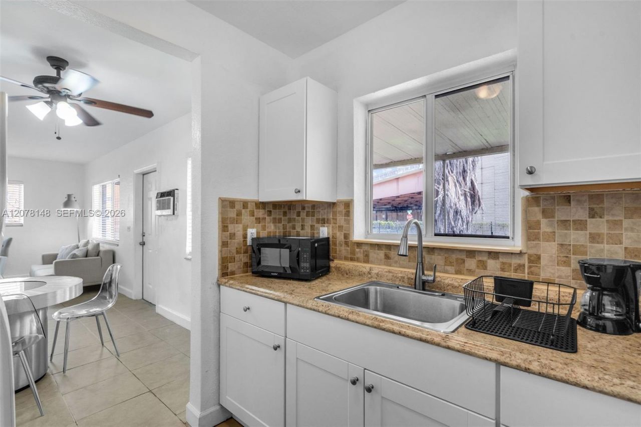 1021 NW 23rd Ave, Unit 1021, Miami, FL 33125 Photo