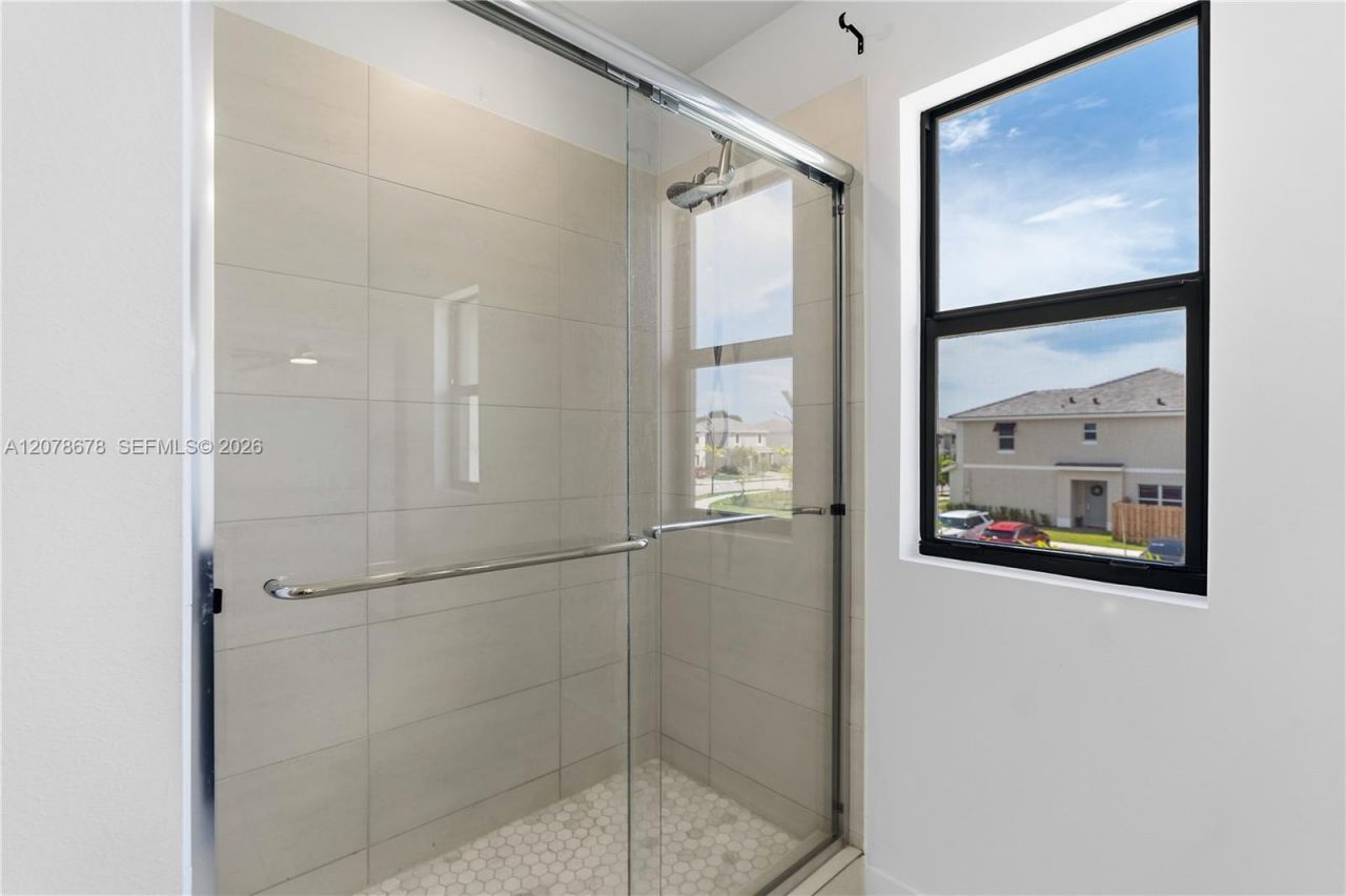 1325 NE 2nd Ct, Homestead, FL 33033 Photo