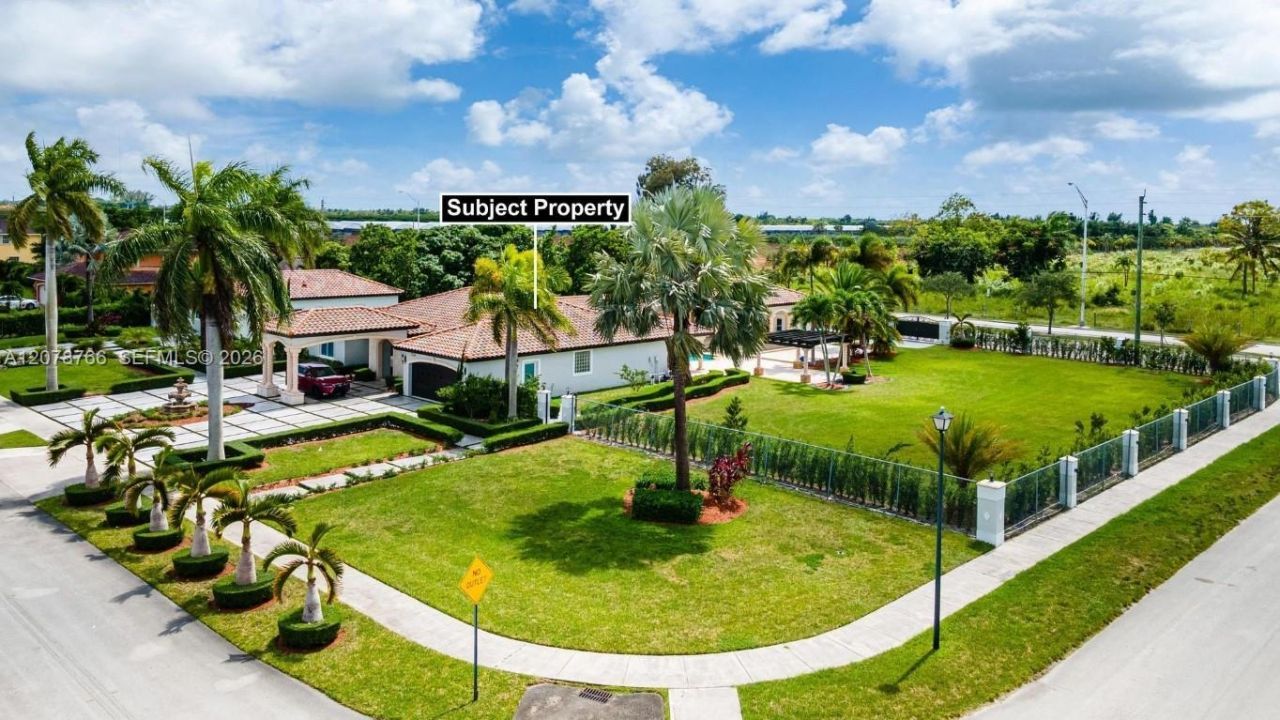 17122 SW 156th Ct , Miami, FL 33187 Photo
