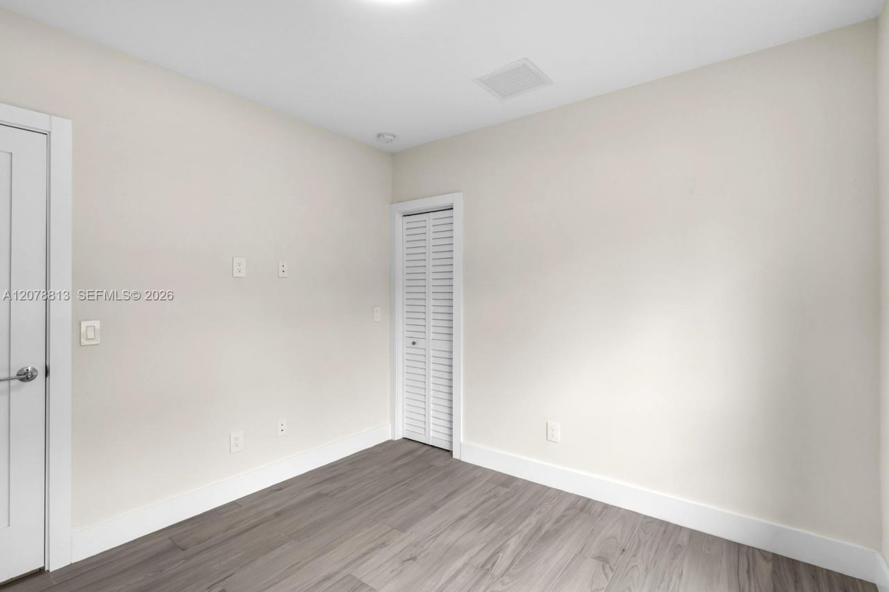 435 NE 114th St , Miami, FL 33161 Photo