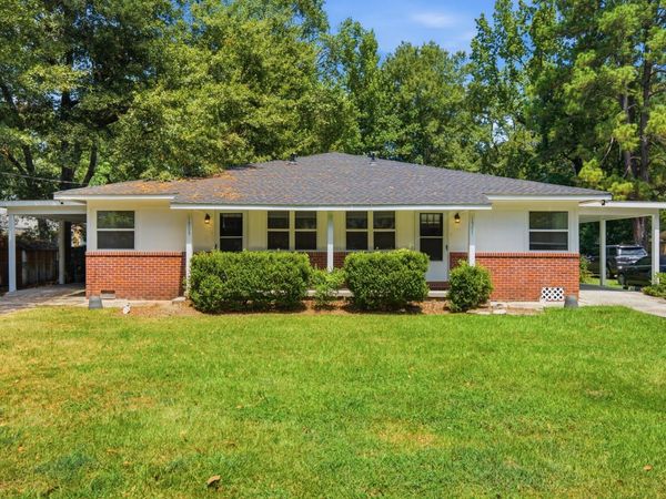 1307/1309 Camp St., Hattiesburg, MS 39401