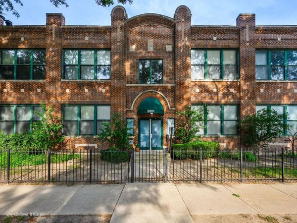5001 N Wolcott Avenue, Unit 204, Chicago, IL 60640