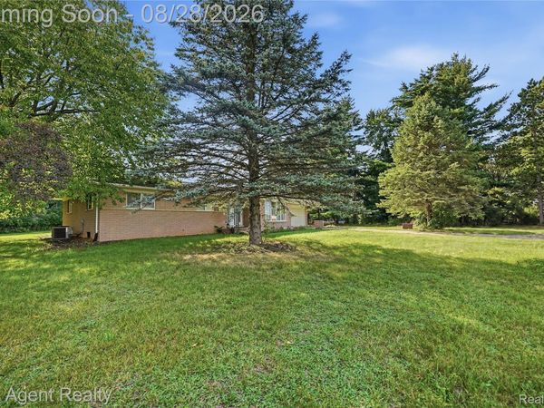 2830 S Van Dyke Road, Imlay Township, Mi 48444