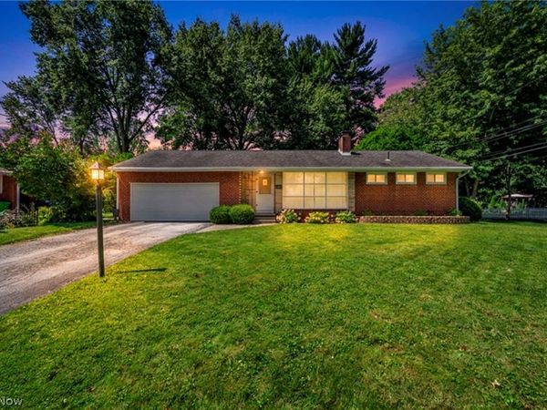1469 Lilly Lane , Alliance, OH 44601