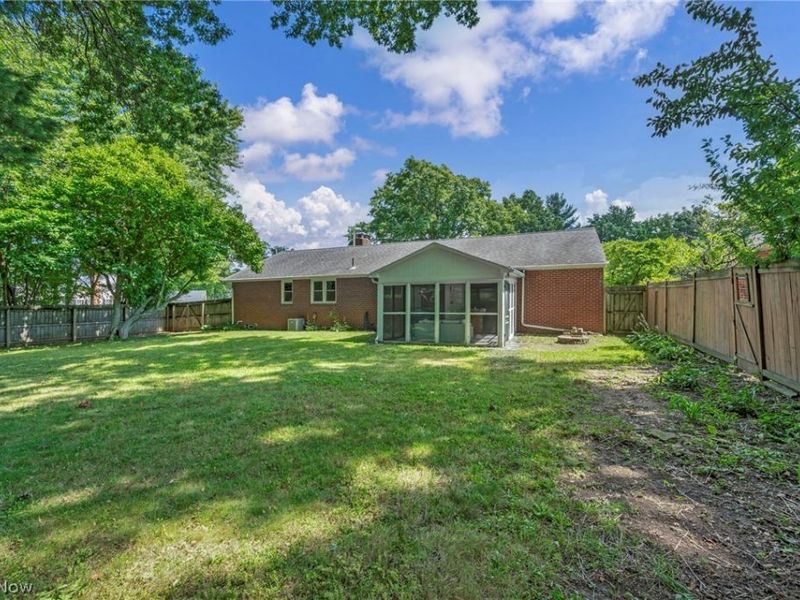 1469 Lilly Lane, Alliance, OH 44601 Photo 35