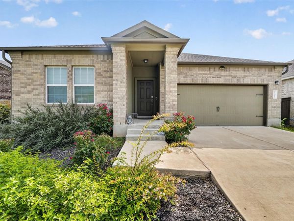 1301 Blackhaw LN, Leander, TX 78641