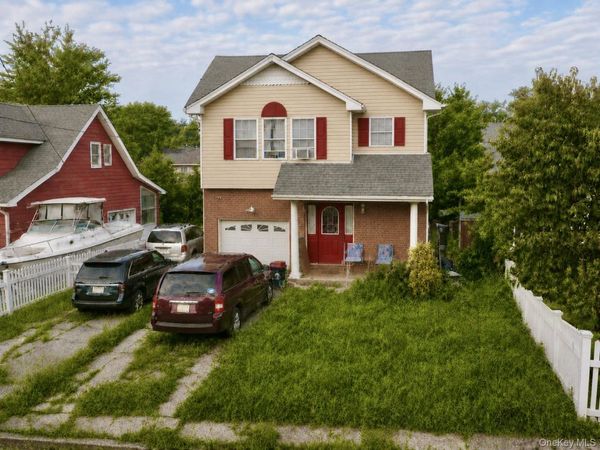 1764 Browning Street , Baldwin, NY 11510