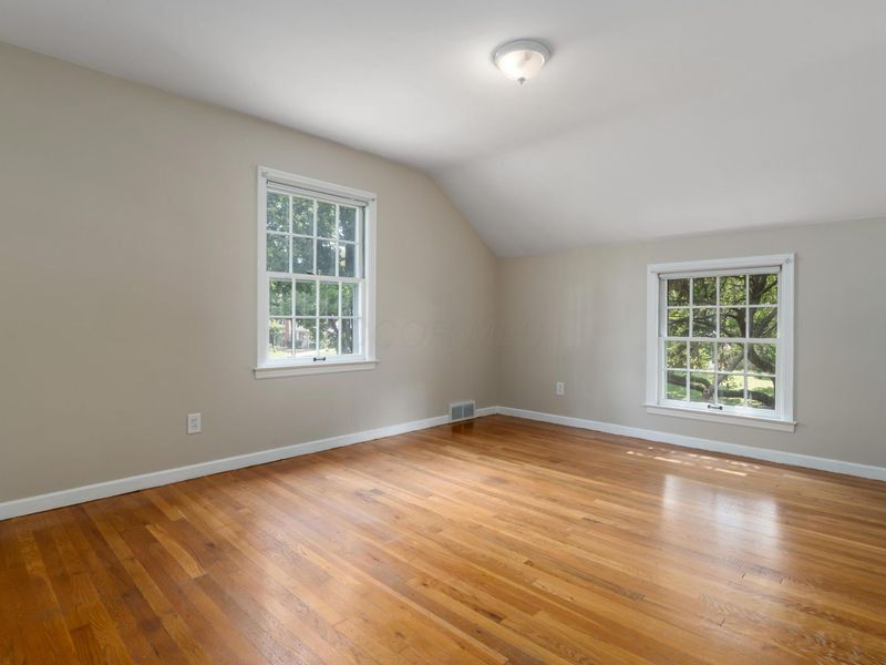 1640 Barrington Road, Columbus, OH 43221 Photo 28