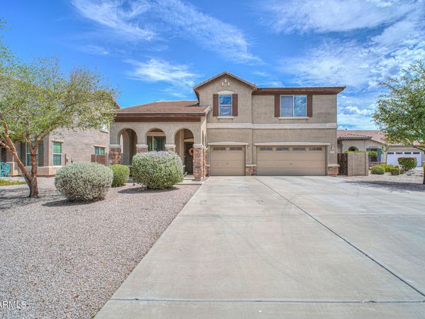 6757 S TUCANA Lane, Gilbert, AZ 85298