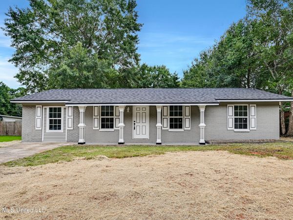 3706 Devonshire Drive, Moss Point, MS 39563