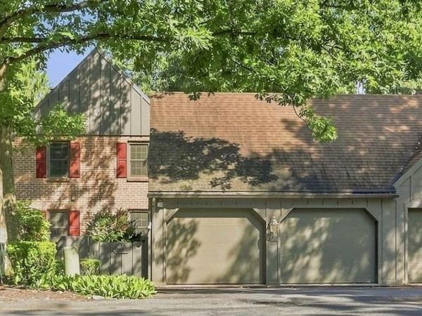 1203 LIMERICK COURT , HUMMELSTOWN, PA 17036