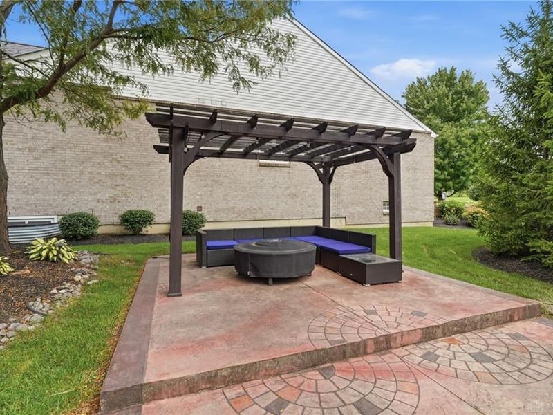 1358 Shaker Run Boulevard, Turtlecreek Township, OH 45036 Photo 52