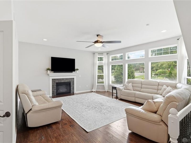 1358 Shaker Run Boulevard, Turtlecreek Township, OH 45036 Photo 8