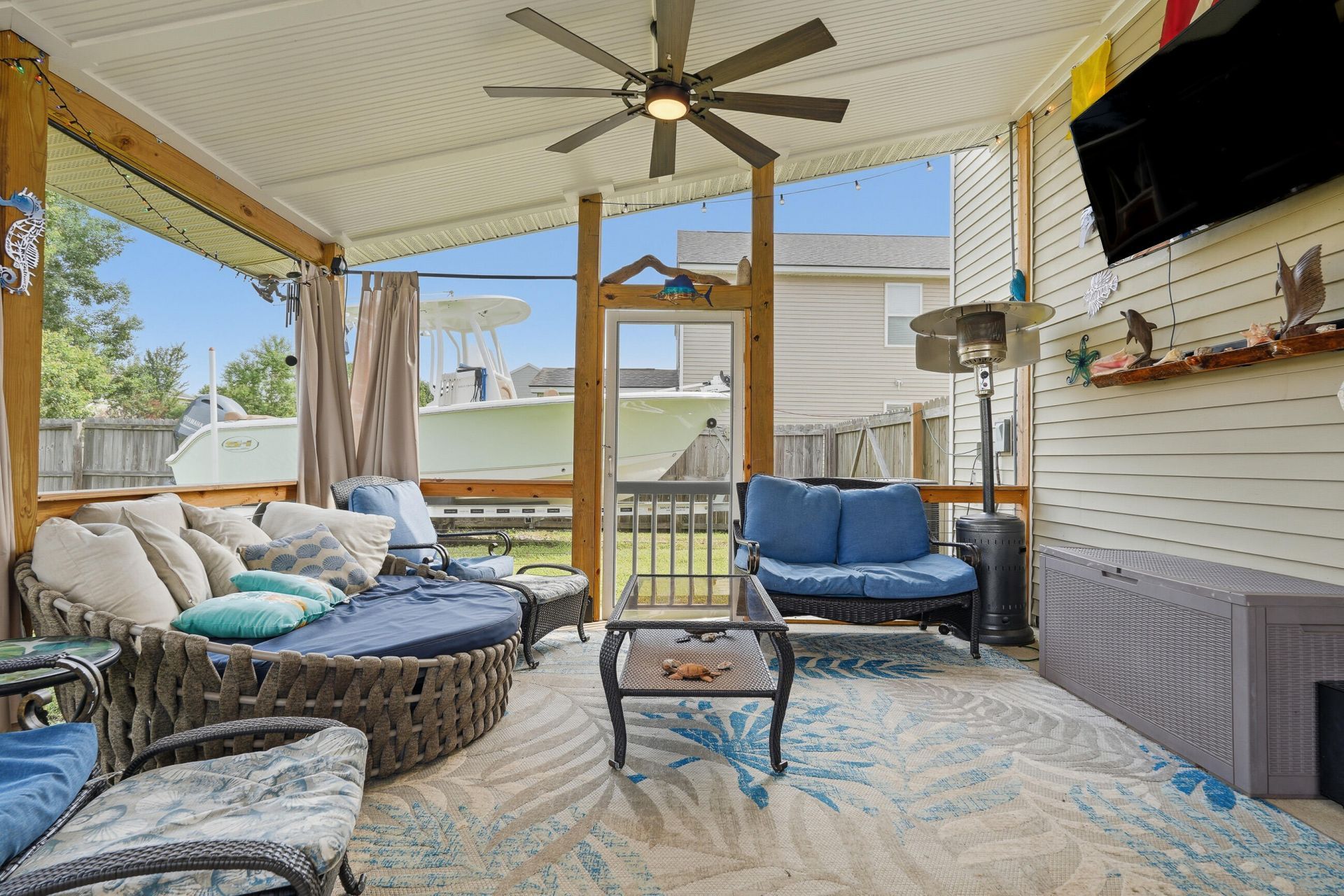 547 Flycatcher Drive Photo 19