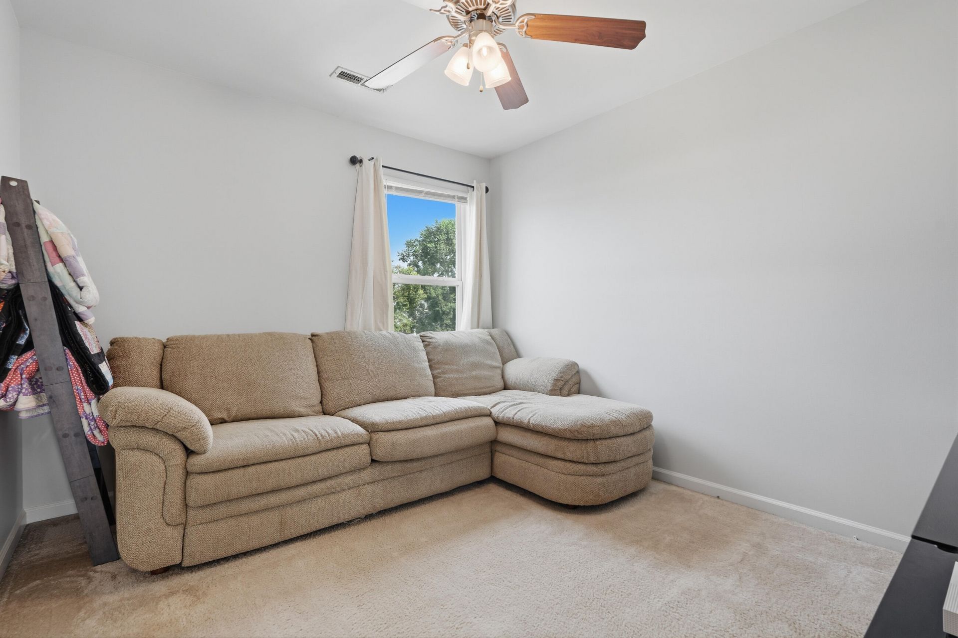 547 Flycatcher Drive Photo 33