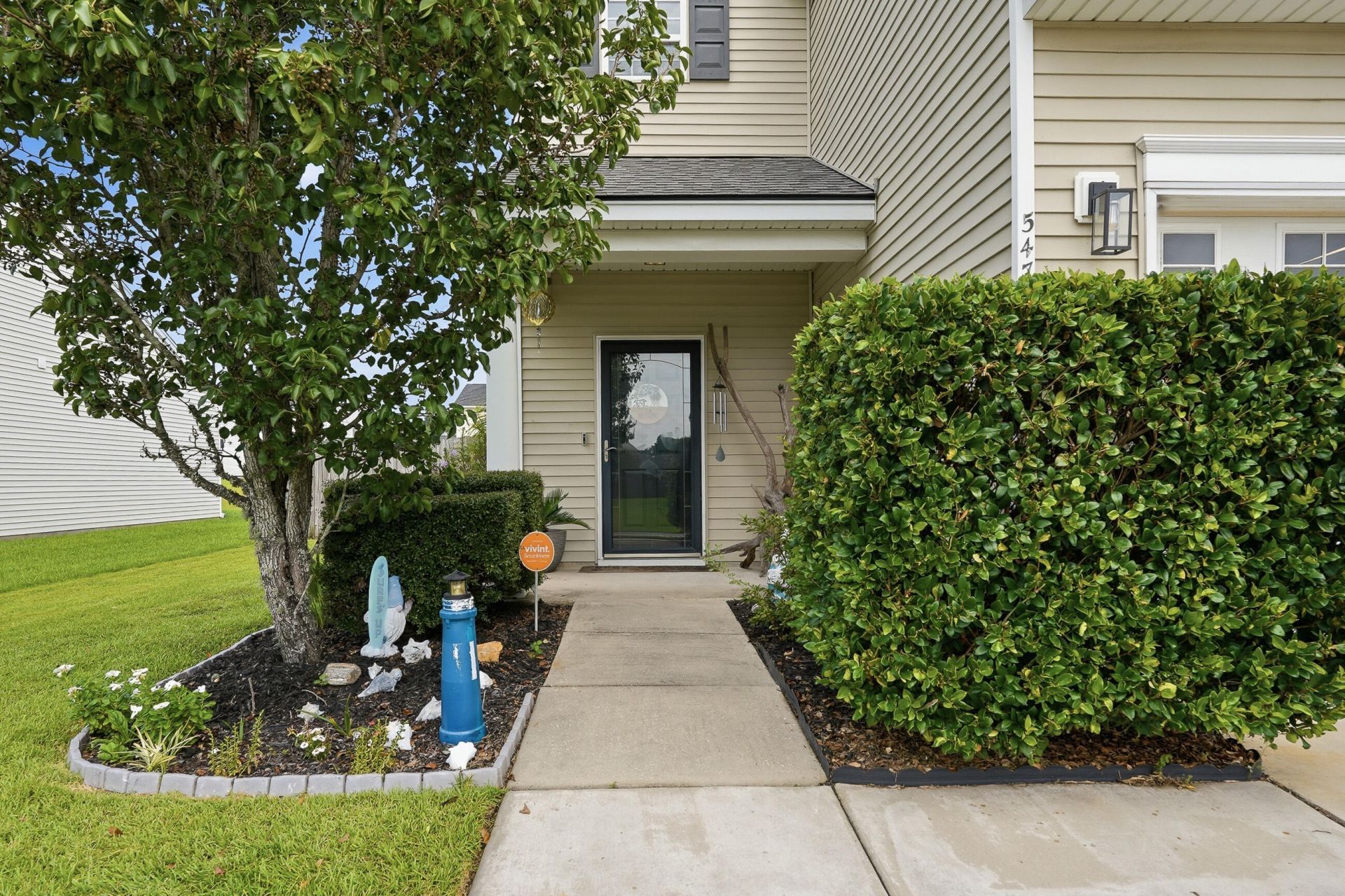 547 Flycatcher Drive Photo 5