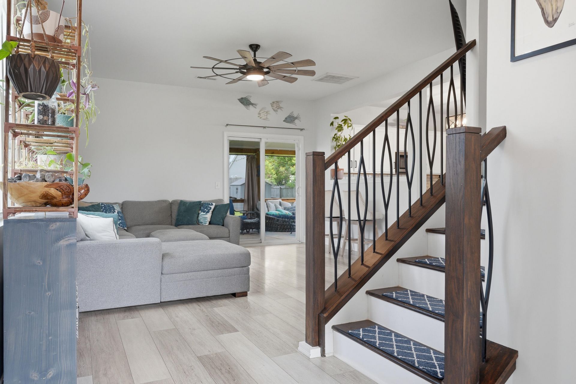547 Flycatcher Drive Photo 7