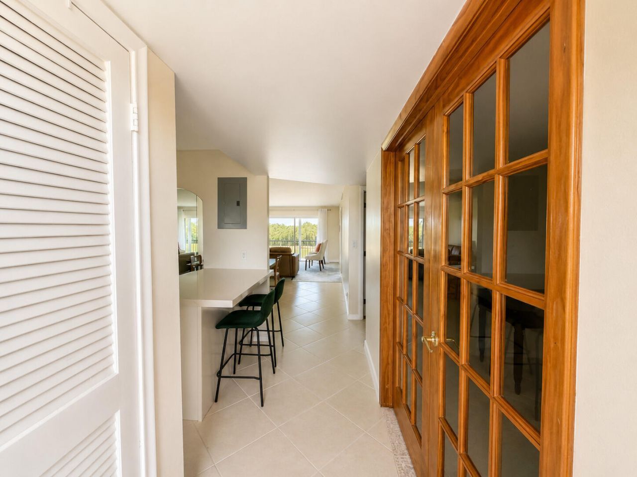 9411 N Hollybrook Lake Drive, Unit 309, Pembroke Pines, FL 33025 Photo
