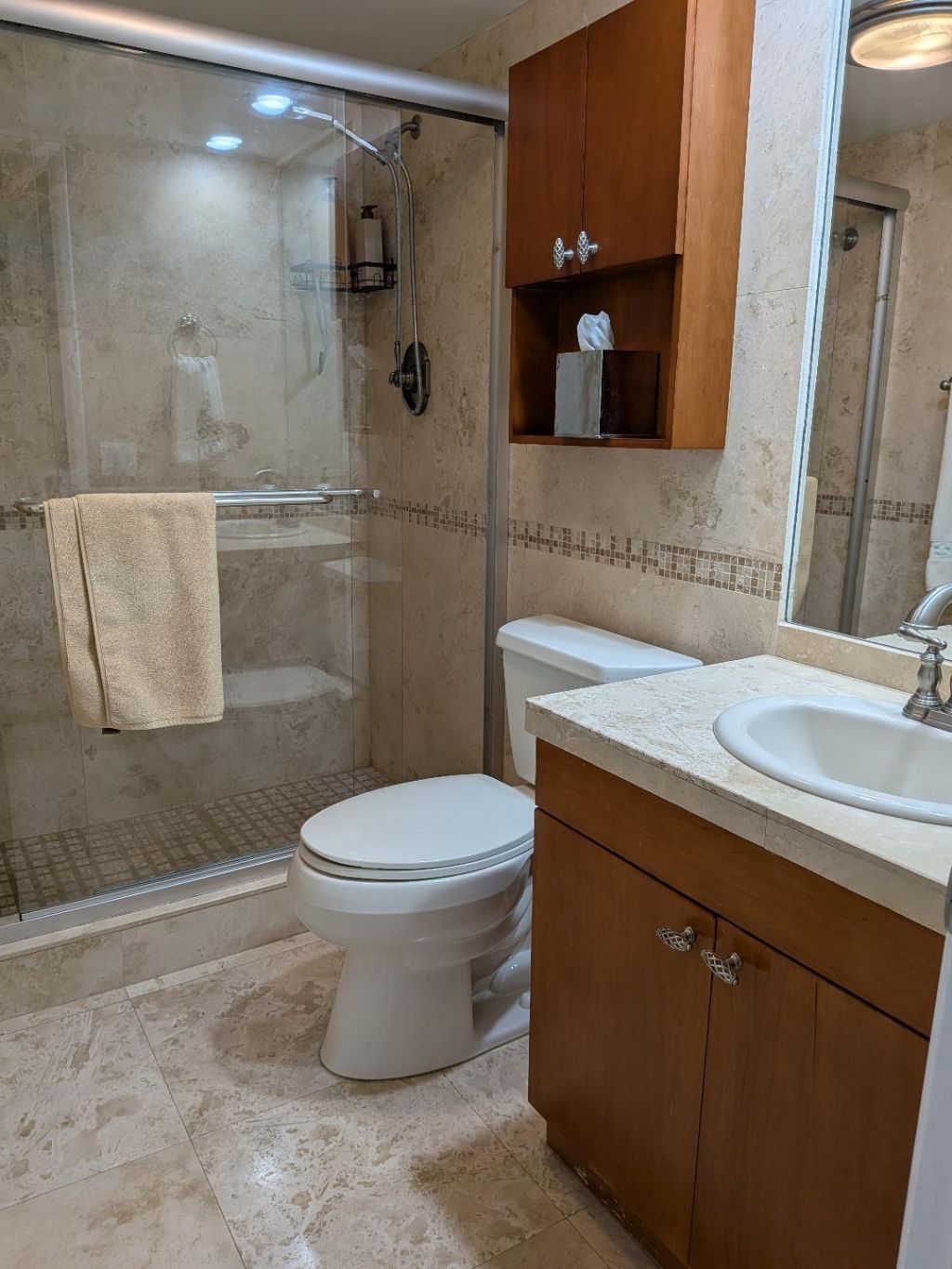 907 Cypress Terrace, Unit 205, Pompano Beach, FL 33069 Photo